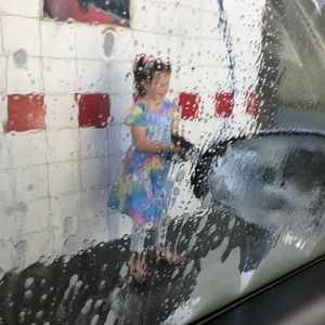 Meet your Posher, Marnie